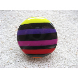 BAGUE ajustable, rayures multicolores sur fond noir