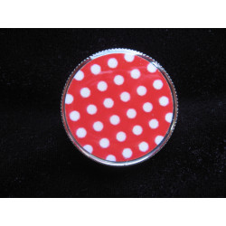 Fancy ring, white dots on a red background, set in resin