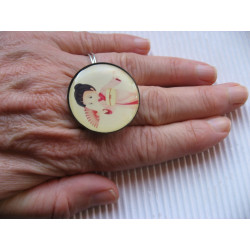 Kawaii RING, Pink Geisha, set in resin