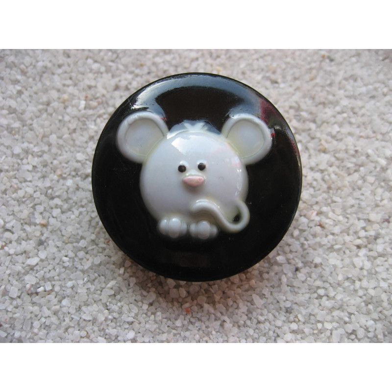 Large kawaii ring, cartoon mouse, on black resin