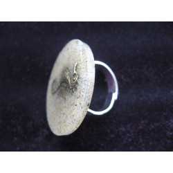 Large fantasy ring, hippocampus bronze, on a resin sand background