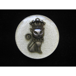 Large Steampunk Ring, Bronze Royal Cat, On White Resin Background