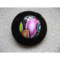 Very large adjustable ring, multicolored fimo cabochon, on a black resin background