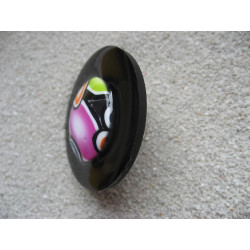 Very large adjustable ring, multicolored fimo cabochon, on a black resin background