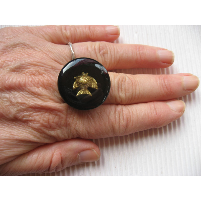 Fancy ring, golden fish, on black resin