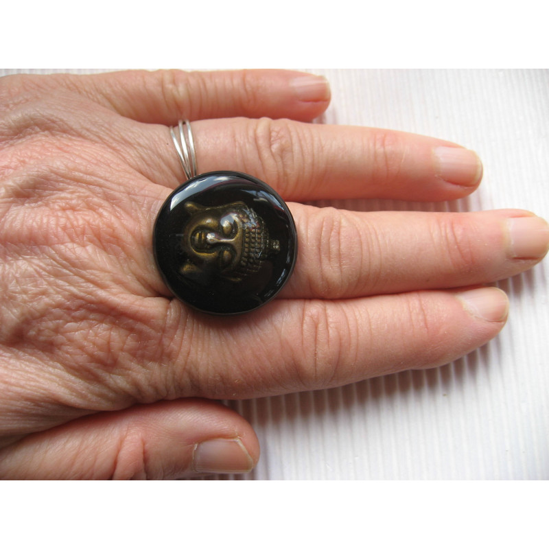 Zen RING, Bronze Buddha, on a black resin background