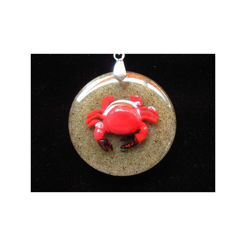 Summer pendant, red crab, on resin sand background