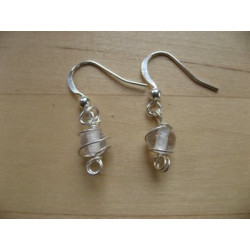 Boucles d'oreille blanches